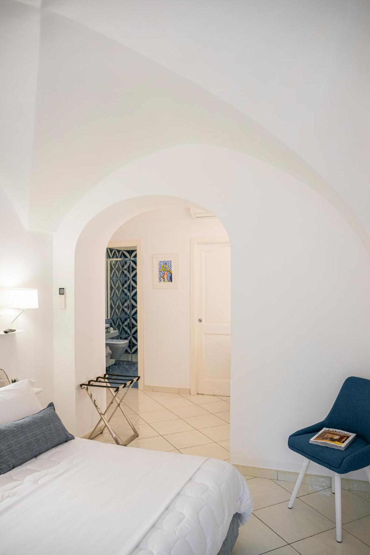 La Divina Amalfi Coast Bed & Breakfast Praiano Bagian luar foto