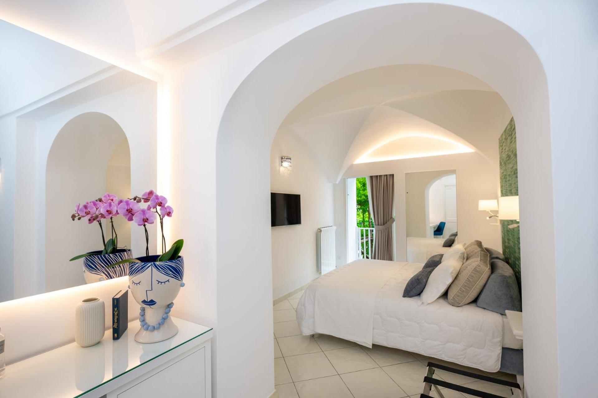 La Divina Amalfi Coast Bed & Breakfast Praiano Bagian luar foto